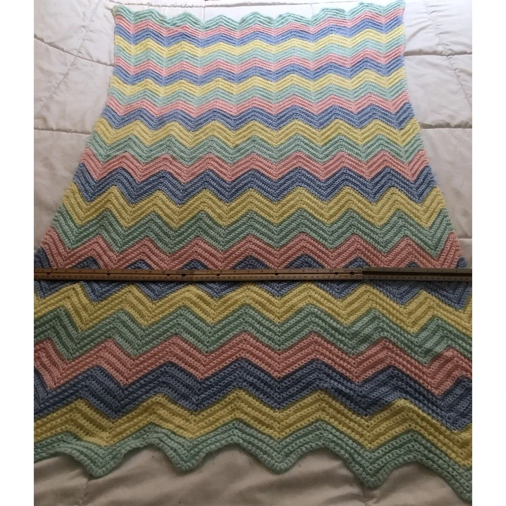 Four toned Chevron Pretty Pink Blue Yellow Green Vintage Afghan‎ Throw Blanket